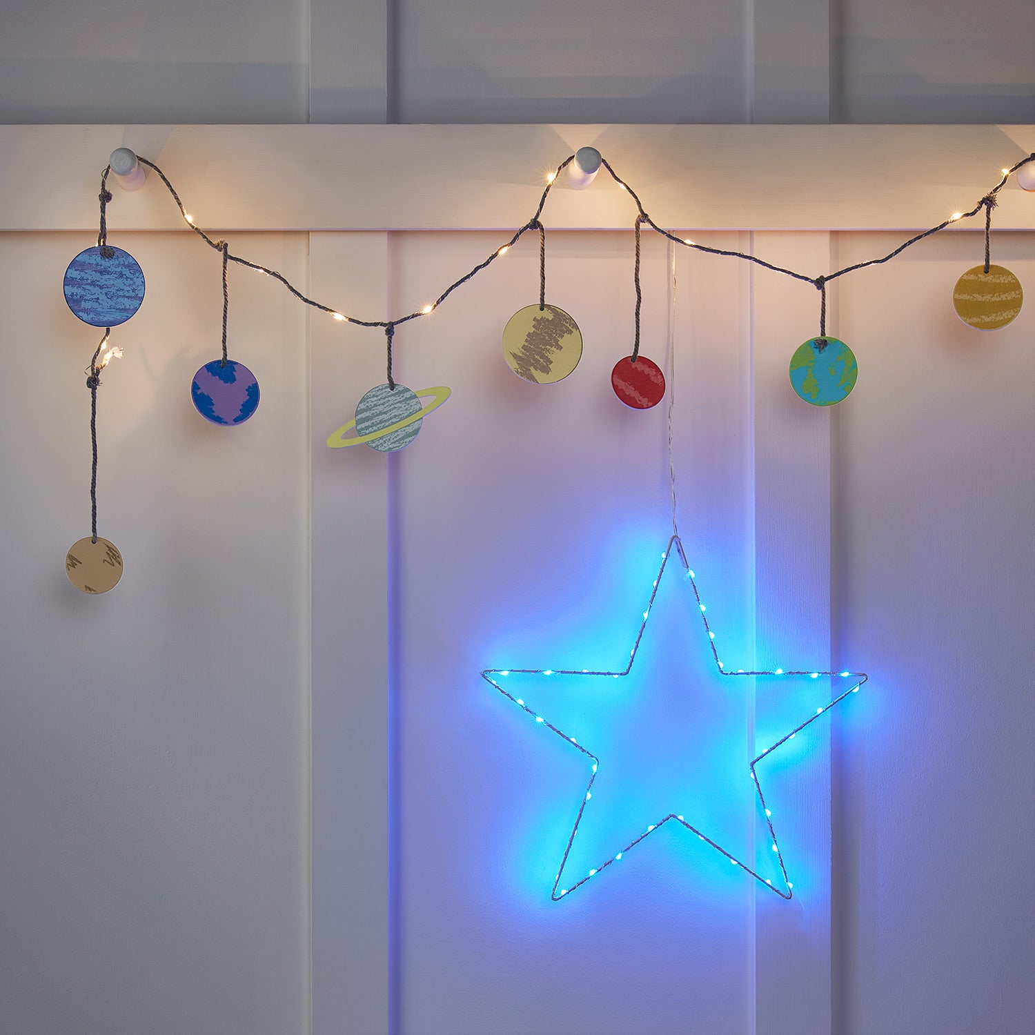 Fairy lights best sale for kids bedroom