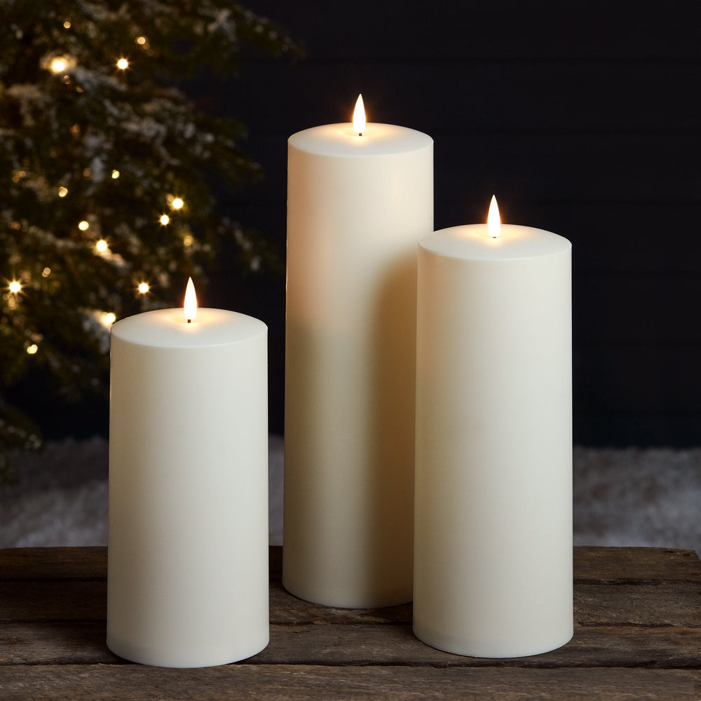 CA21006_TruGlow-LED-Waterproof-Outdoor-Candle-Trio-Winter_2000x2000_d876cc2f-863b-490f-b424-9b9024f7ac18.jpg