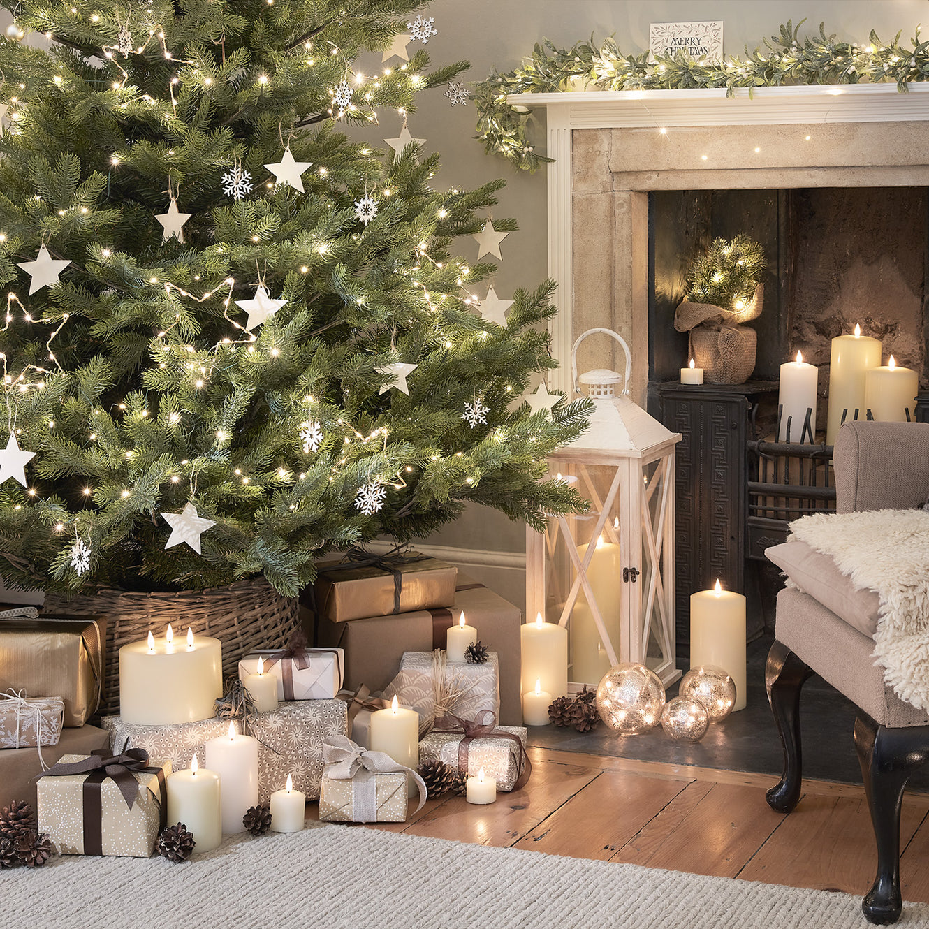 Christmas Home Decor: Traditional Christmas Decorating Ideas ...