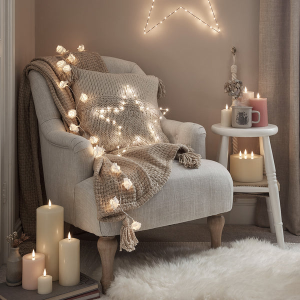 Cosy-armchair-fairy-lights-stars-led-candles_600x600_63e7cf32-68fe-4110-860c-ce0a808c5707.jpg