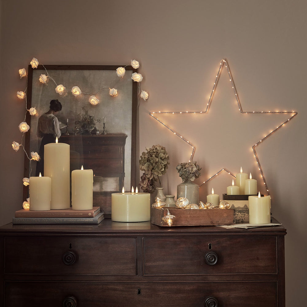 Cosy-dresser-decorations-led-candles-star-mirror.jpg