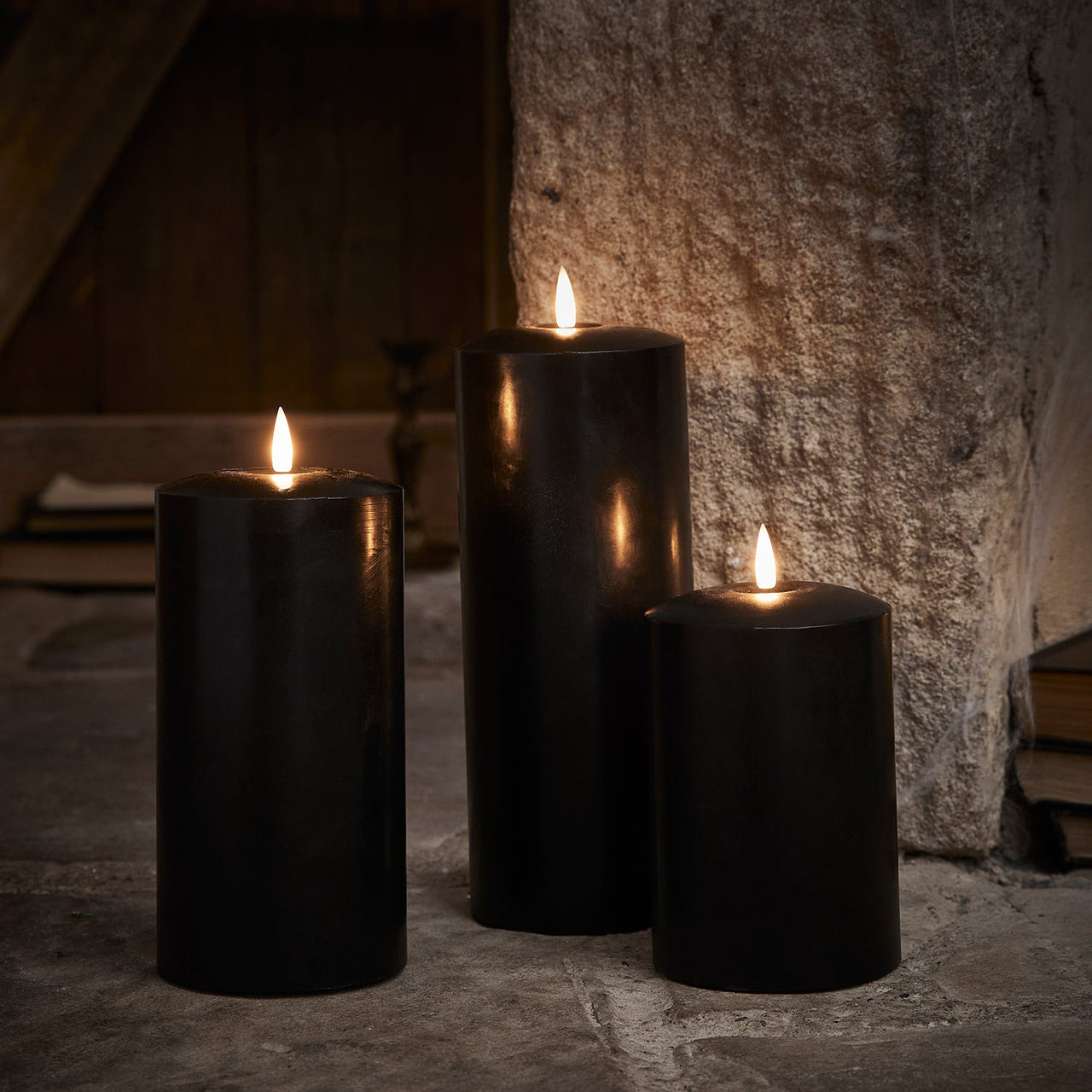 D-CA2204789_TruGlow_-Black-LED-Chapel-Candle-Trio.jpg