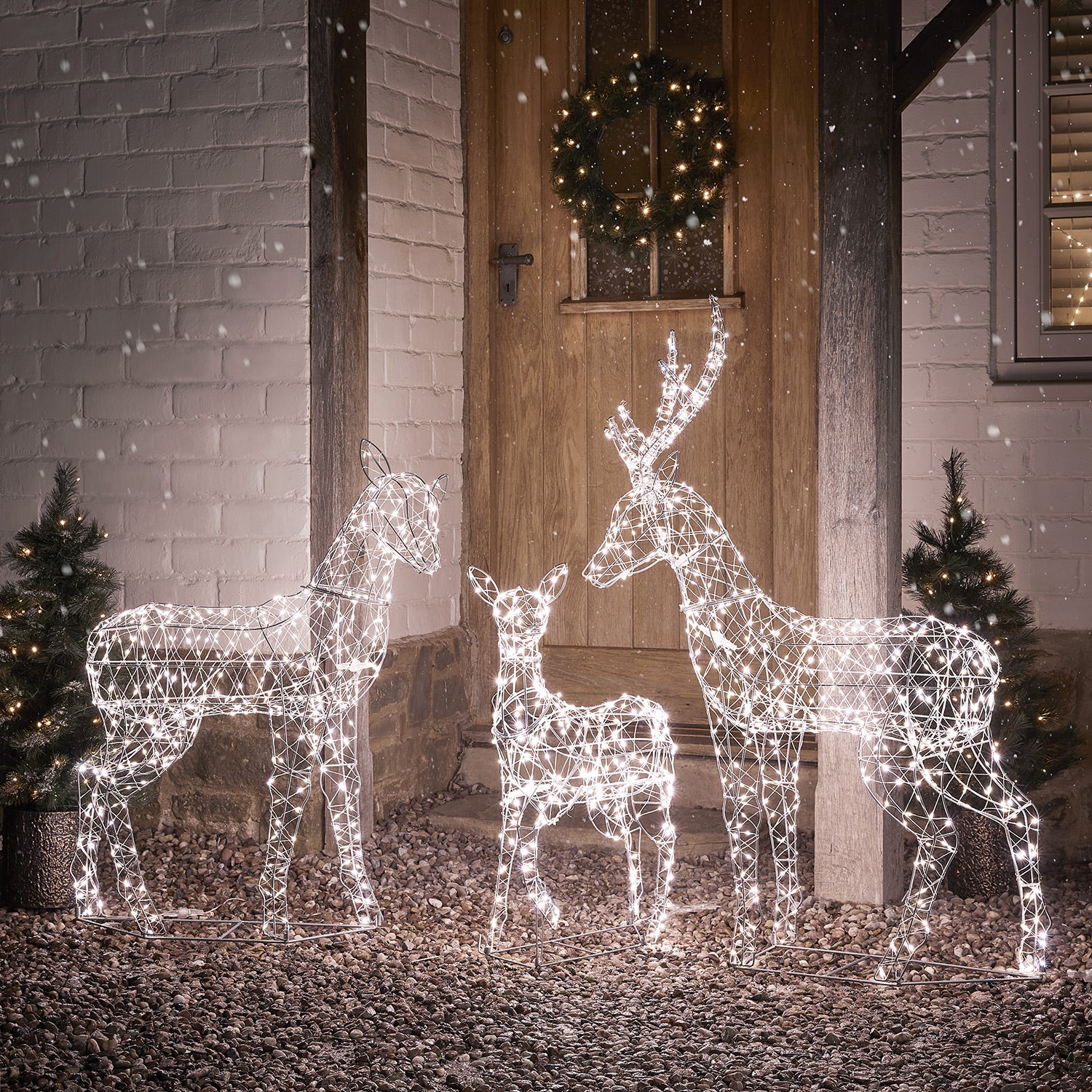 Duchy Dual Colour Micro LED Light Up Reindeer Family Lights4fun