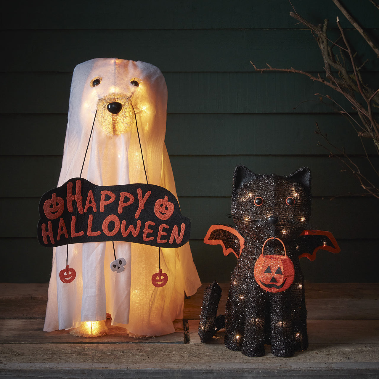 Ghost Dog & Bat Cat Figure Halloween Decorations – Lights4fun.co.uk