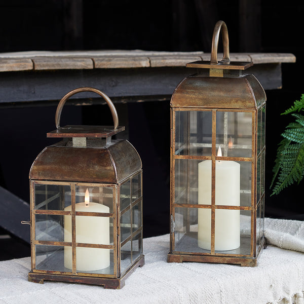 D-LA2201720CA_Brass-Indoor-TruGlow_-Candle-Lantern-Duo-Outdoor_600x600_5793d3a2-a6f3-4dad-9412-415b399b8ce3.jpg