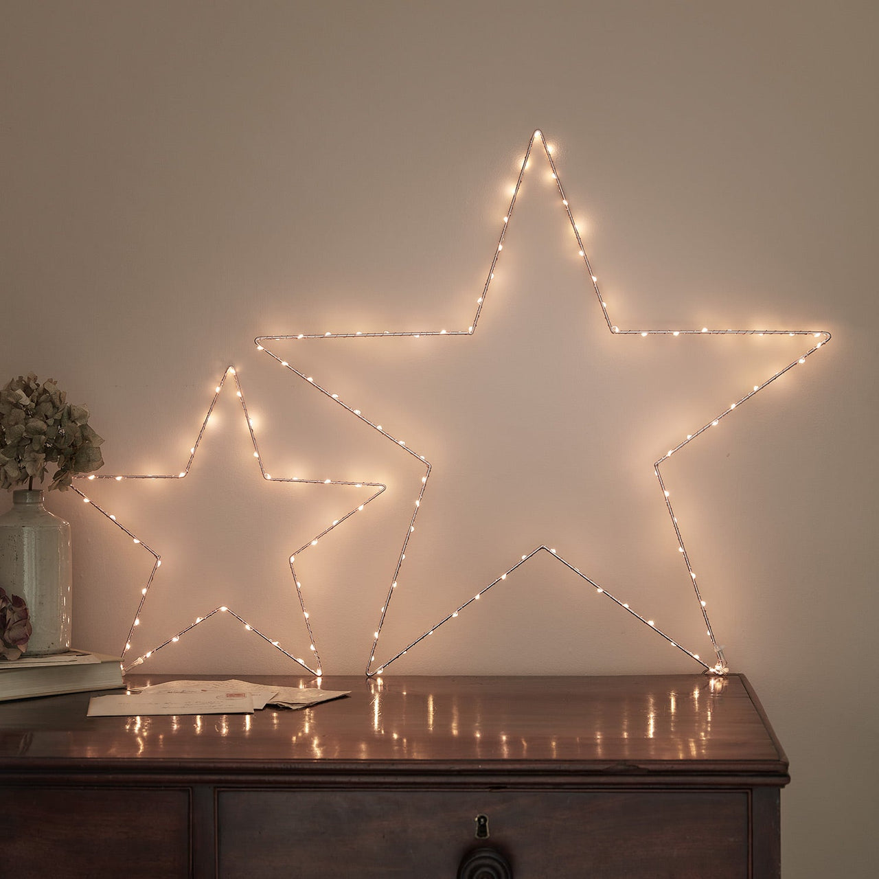 D-LL190545_rose-gold-osby-star-window-light-bundle-dresser_ca2e00ee-eb78-4bab-8a8b-939f6aa66b16.jpg