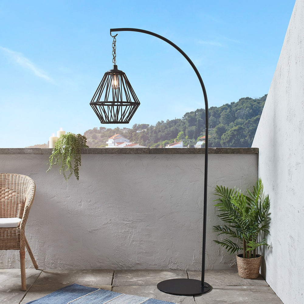 D-PENDANT-Solar-Outdoor-Pendant-Light-With-Stand-On-Balcony_2.jpg