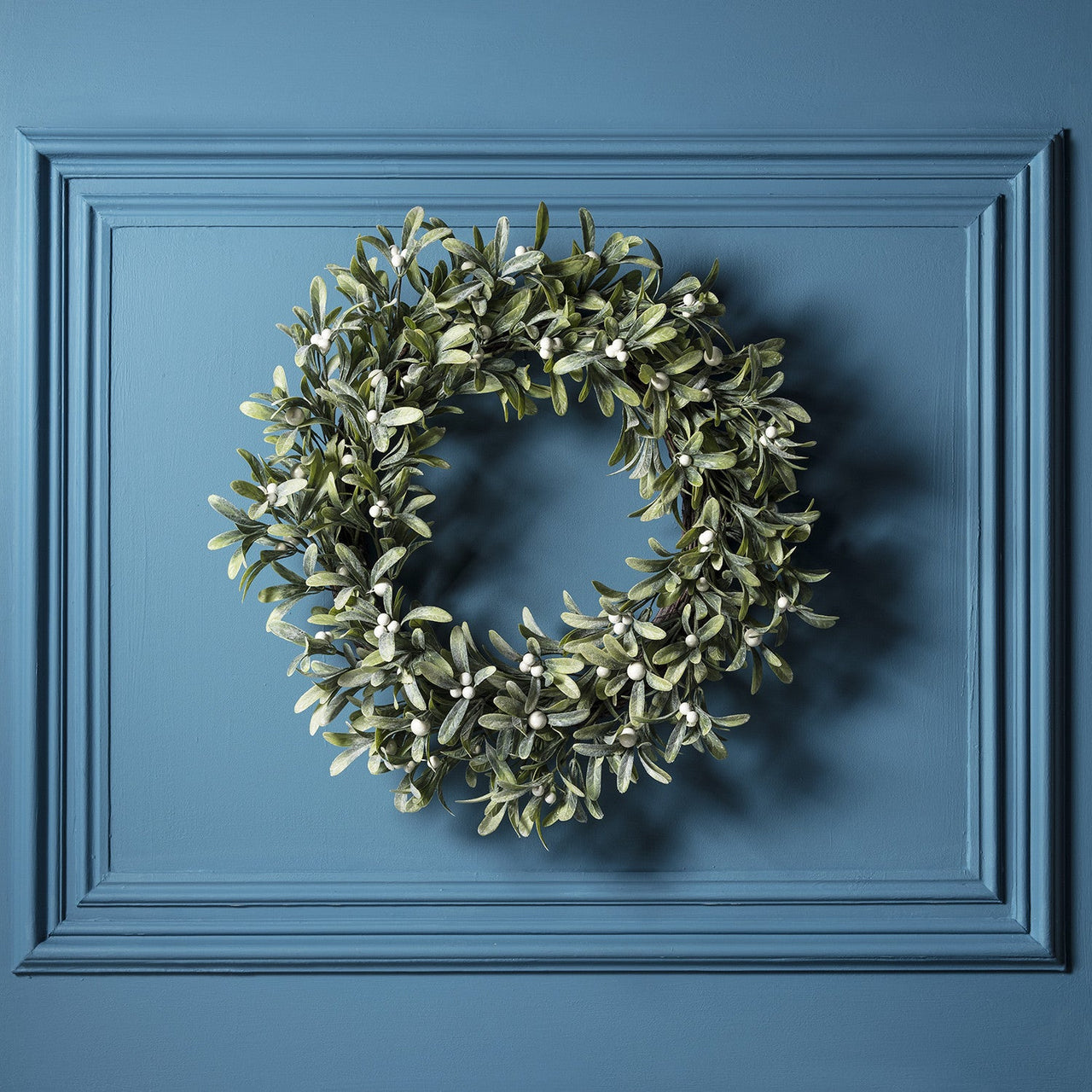 D-WR1703_Misteltoe-Christmas-Wreath-Bundle_P2.jpg