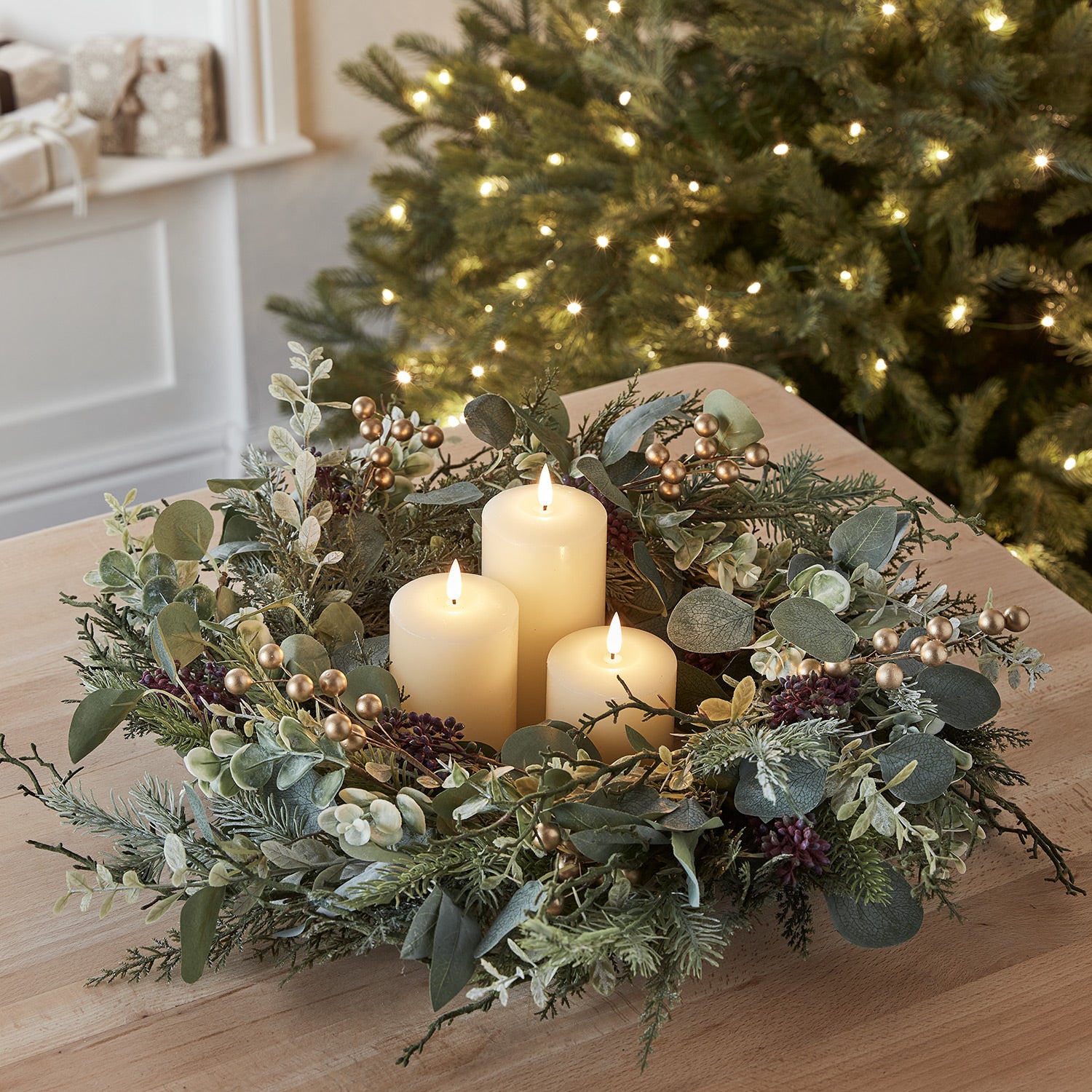 Store Christmas Wreath