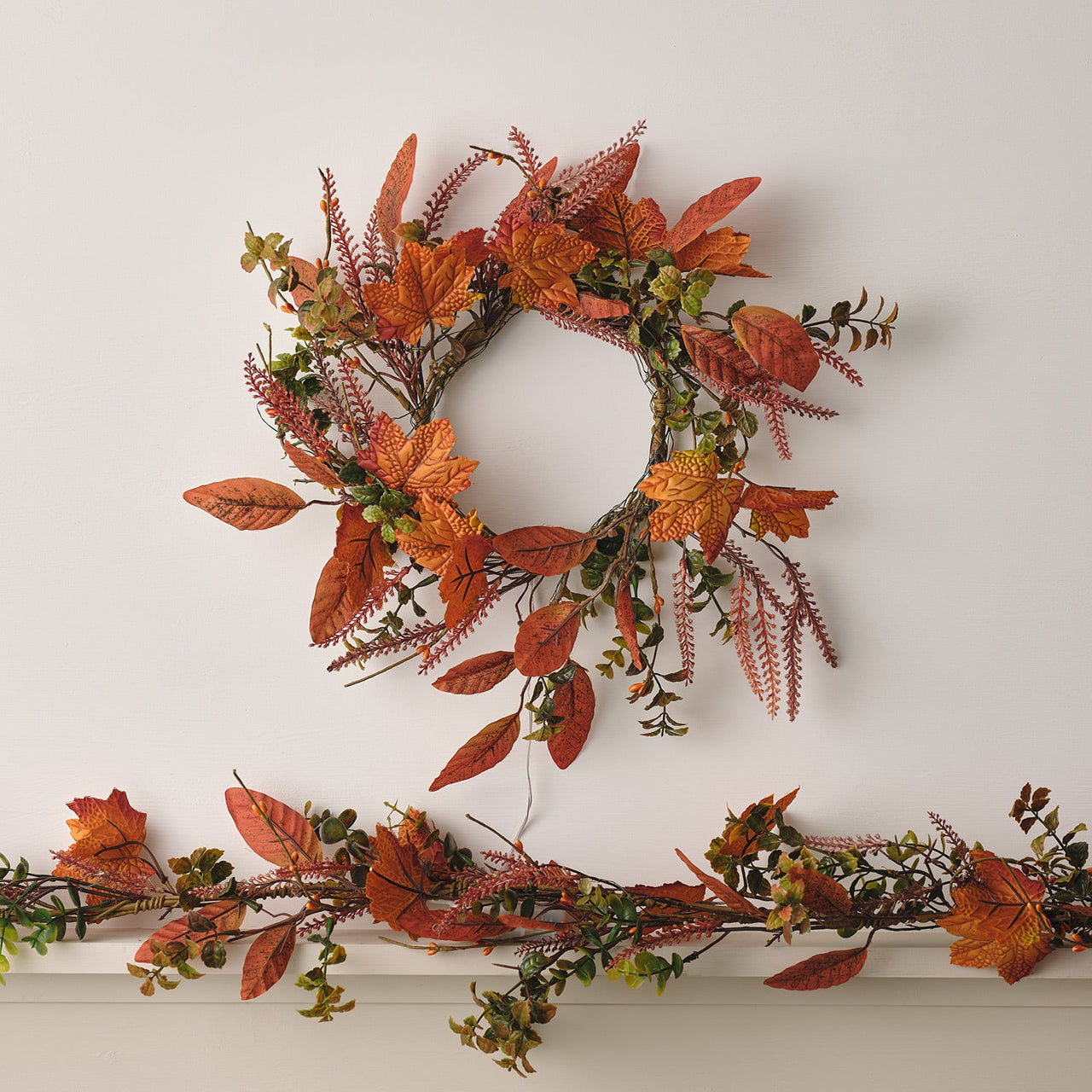 Maple Leaf Autumn Wreath & Garland