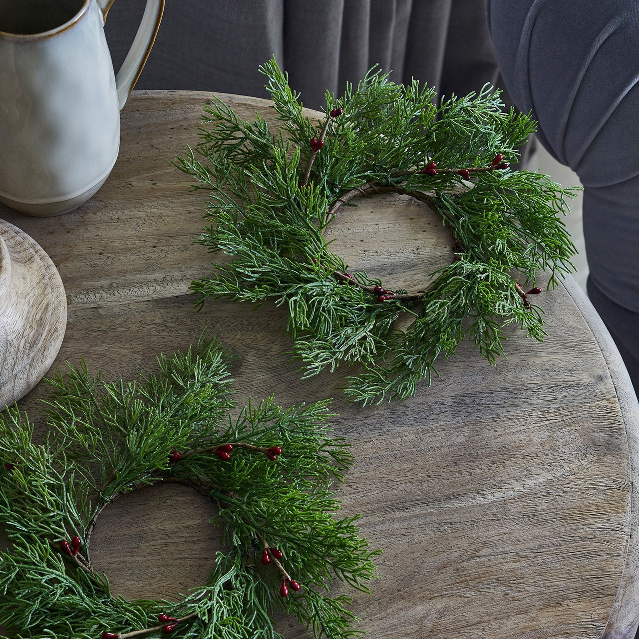 D2-WR2009_Red-Berry-Christmas-Wreath-Candle-Ring-Duo-Indoor-Table.jpg