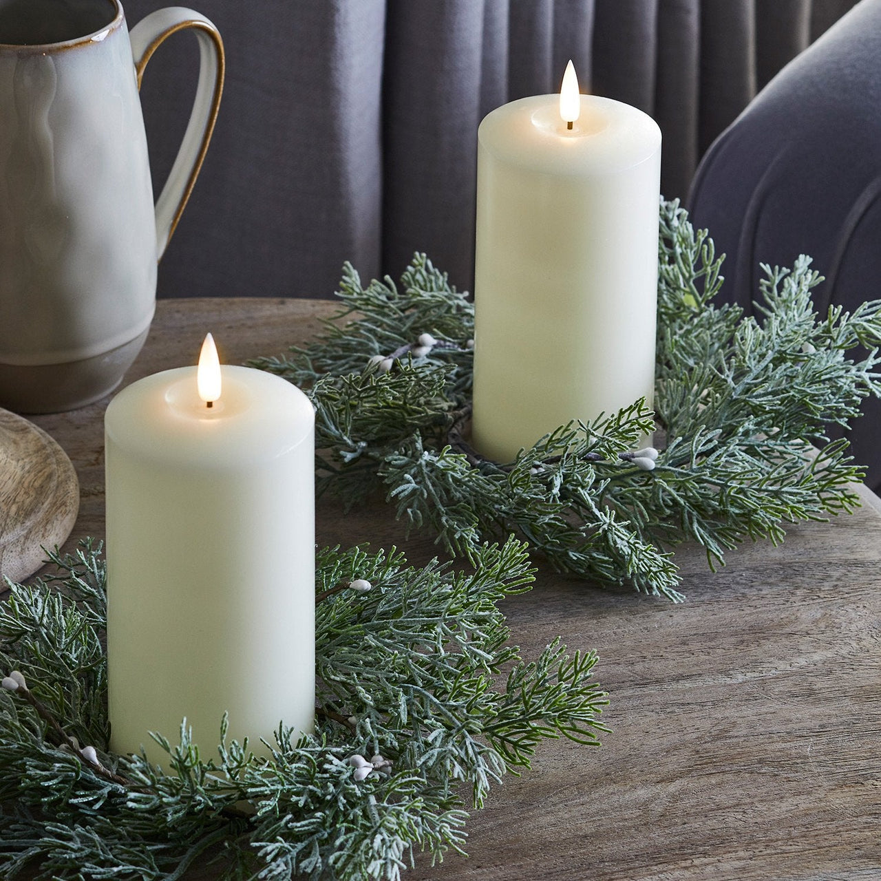 D2-WR2012CA_White-Berry-Christmas-Wreath-Candle-Ring-Duo-Truglow-LED-Ivory-Pillar-Candles-Indoor-Table.jpg