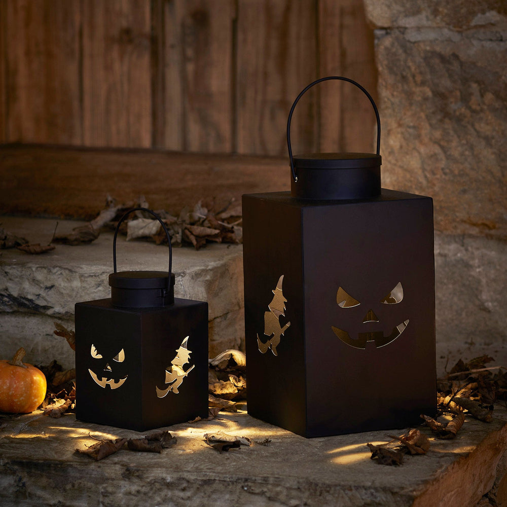 HA22018_2Black-Metal-Outdoor-Halloween-Lanterns-Door-Porch_2.jpg