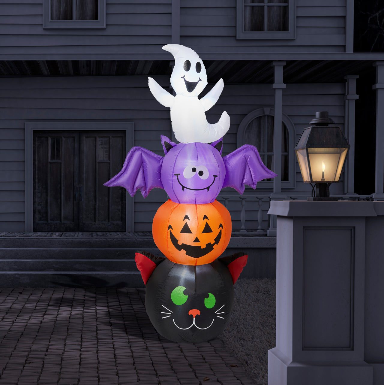 1.8m Mixed Halloween Character Totem Inflatable