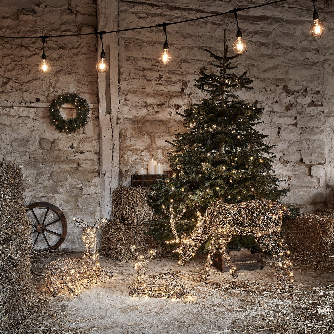 Indoor-Winter-Barn-Setting-With-Reindeer-Family_2.jpg