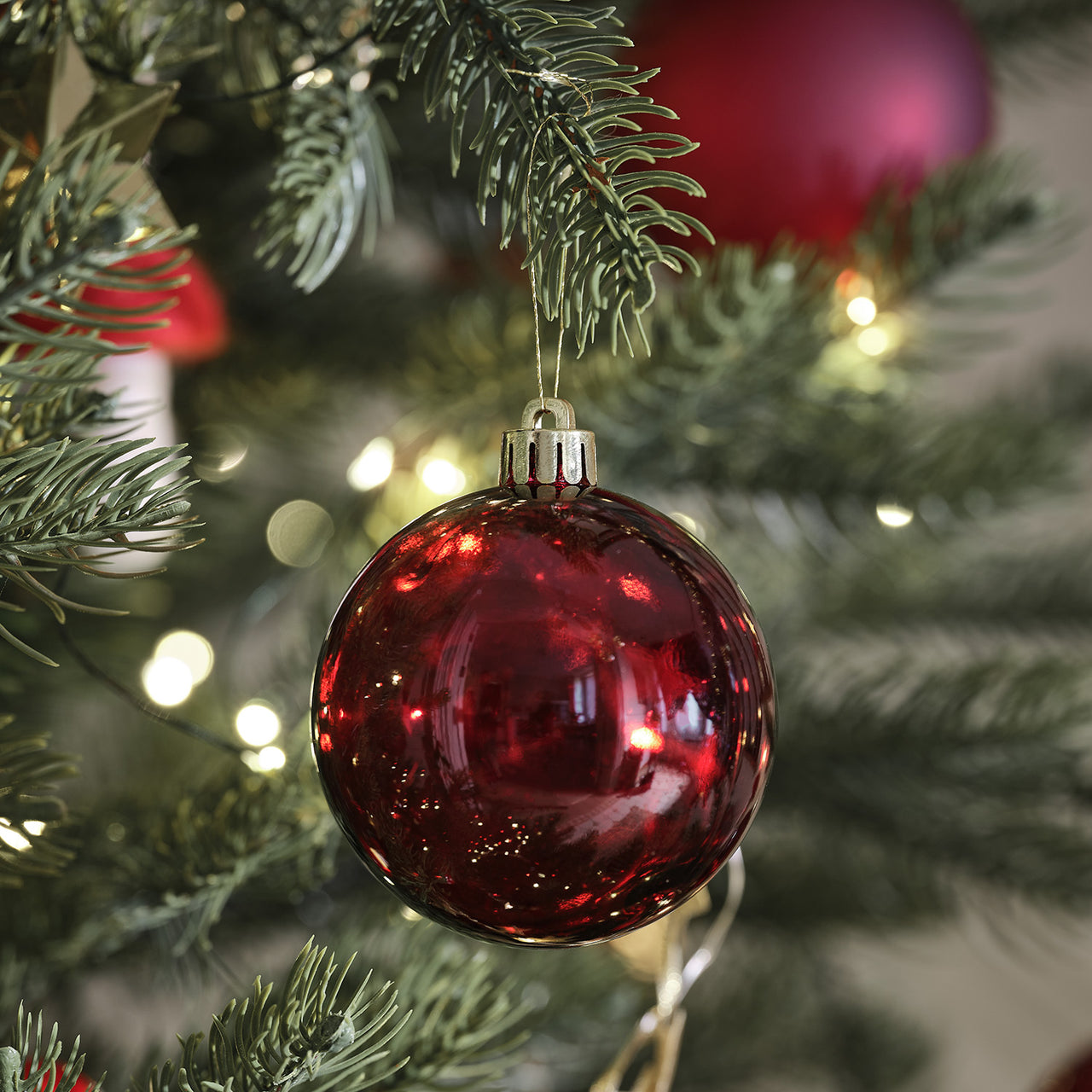 Set of 6 Burgundy Glass Christmas Tree Baubles