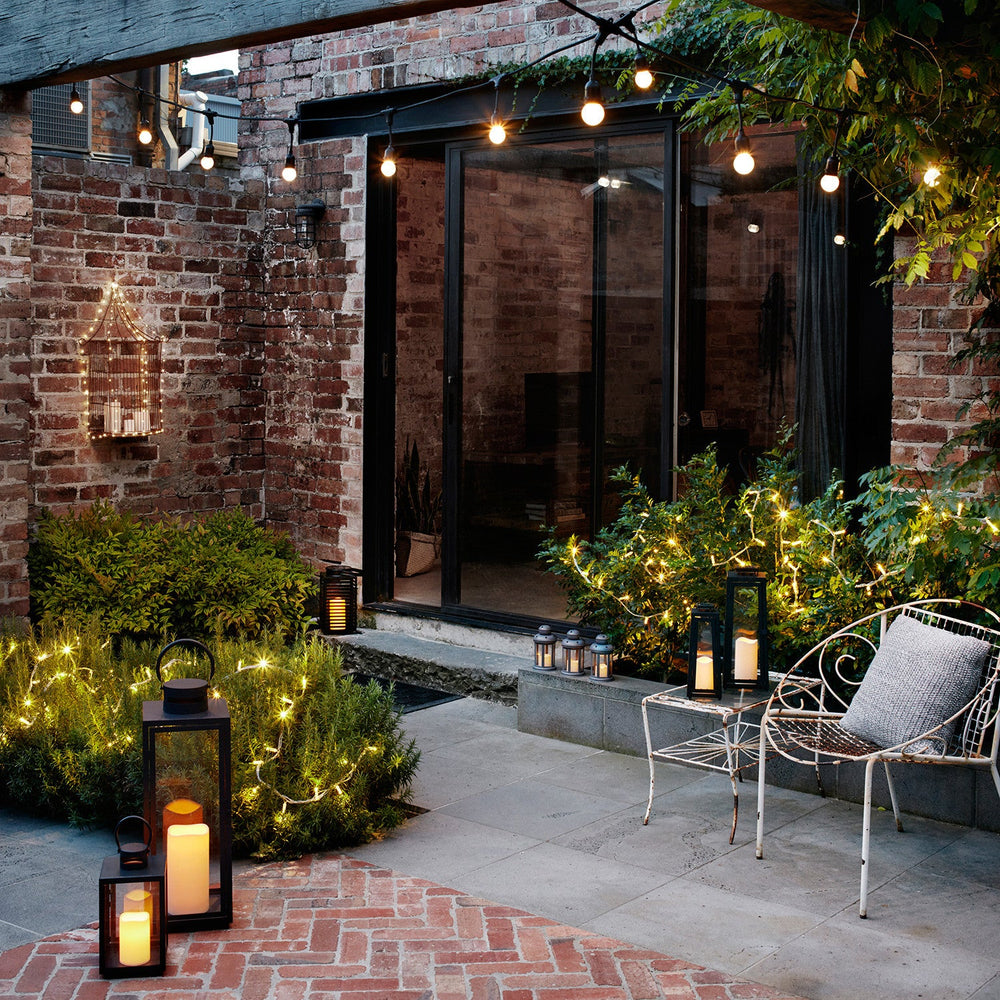 LA17002_Clayton-Table-Outdoor-Battery-Candle-Lantern-Garden-Courtyard_P3.jpg