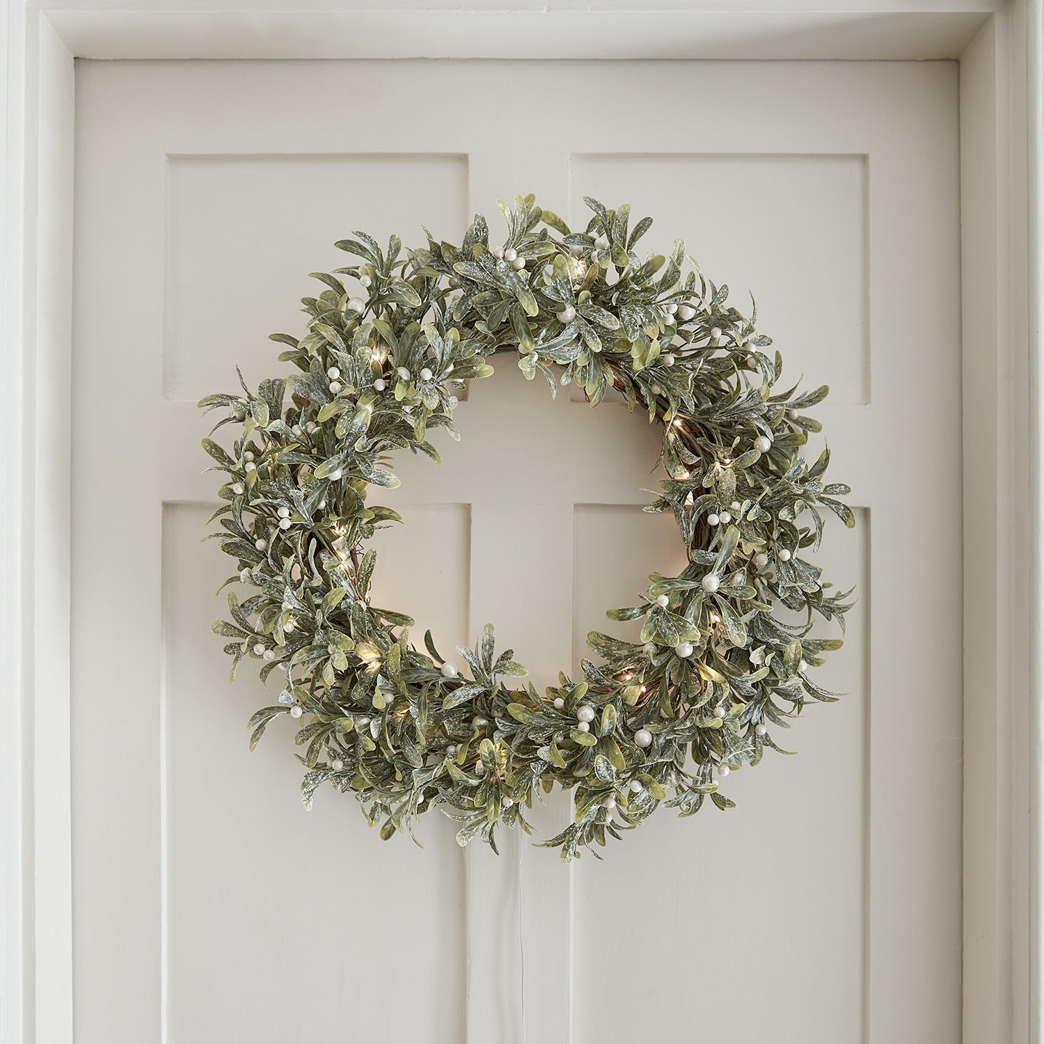 Pre lit on sale christmas wreath