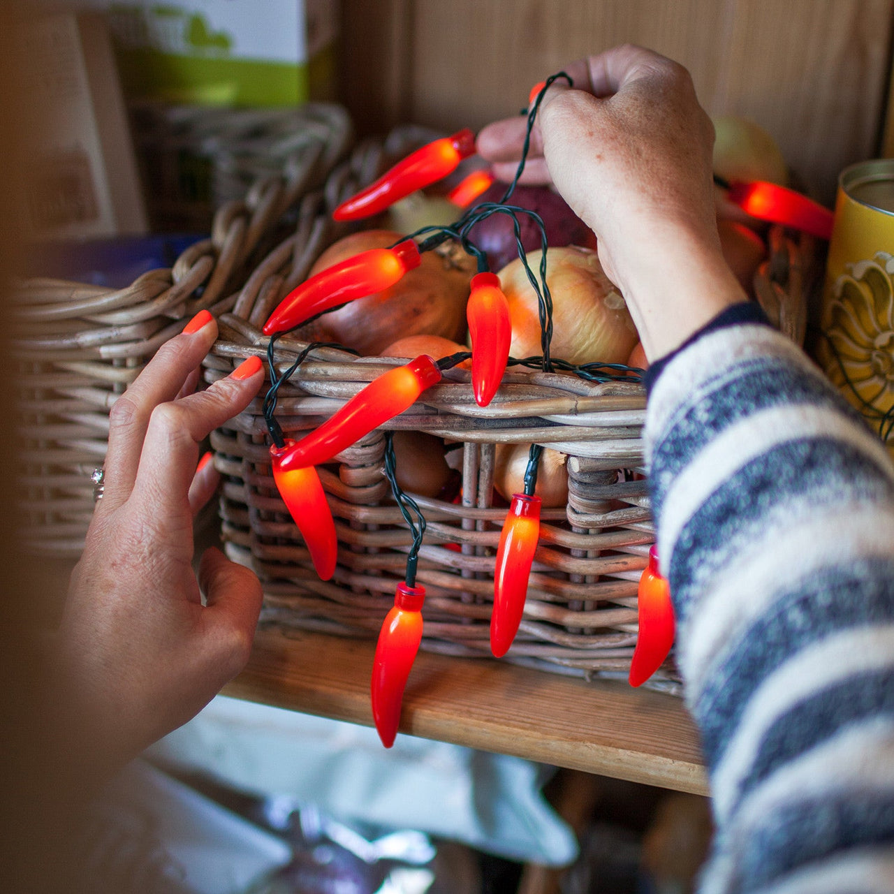 LL14-CHILLI_Red-Chilli-Battery-Fairy-Lights-Cupboard_P2.jpg