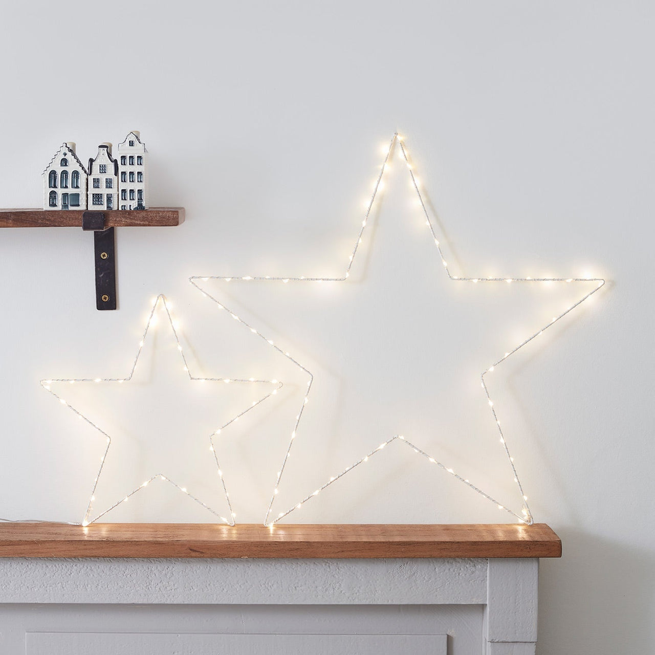 LL160034_Osby-Window-Star-Light-Bundle-Bedroom_2000x2000_a4bfff36-d4ed-4d04-ba20-23d66cd18590.jpg