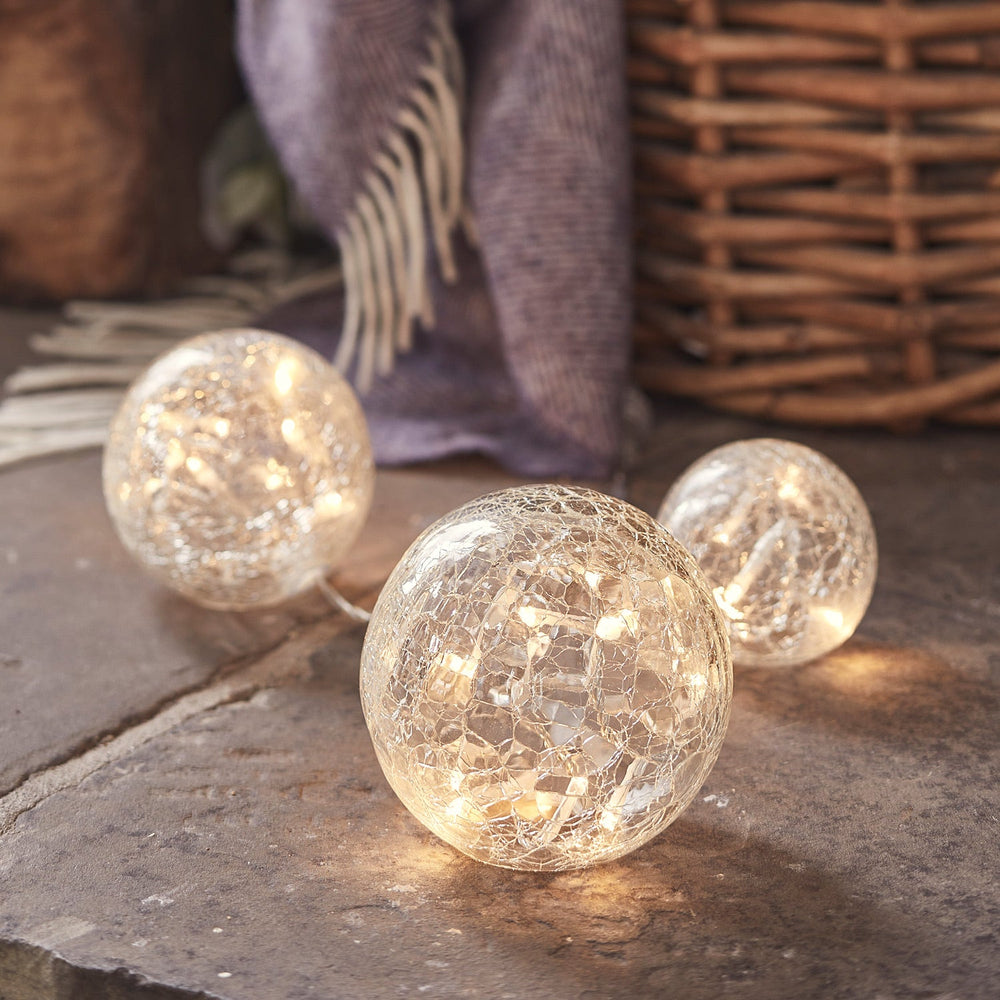 LL17037_3-Clear-Glass-Fairy-Light-Orbs_2.jpg