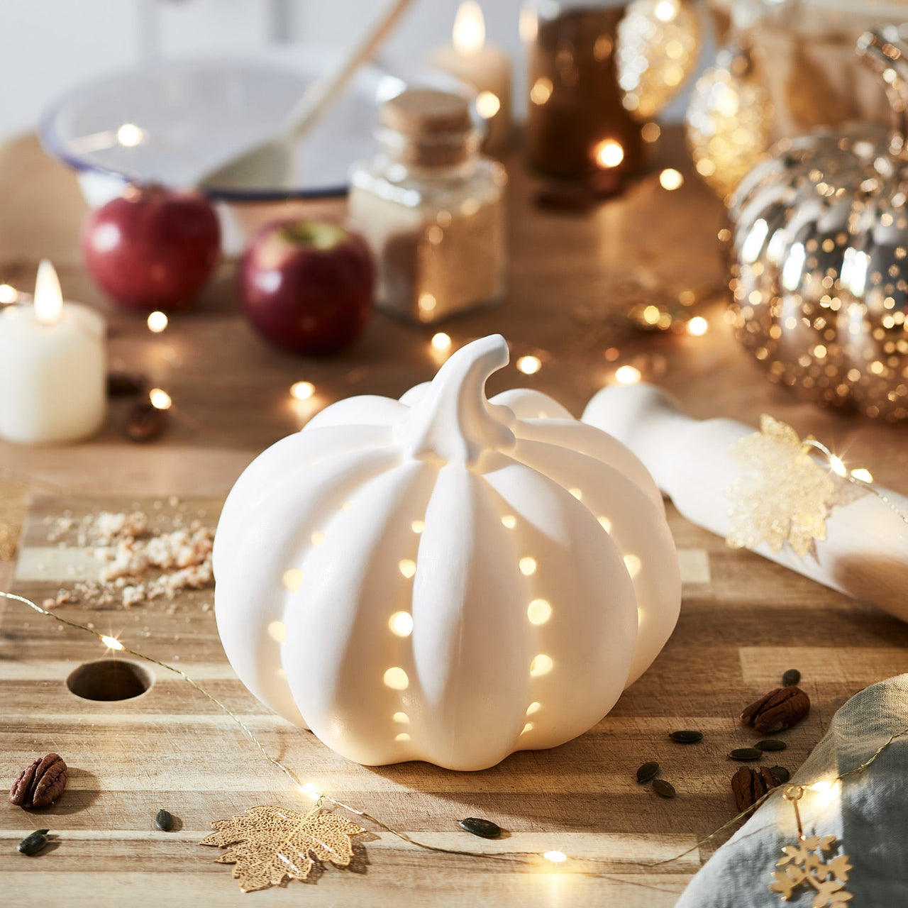 LL18025_Ceramic-LED-Pumpkin-Autumn-Table-Decoration.jpg