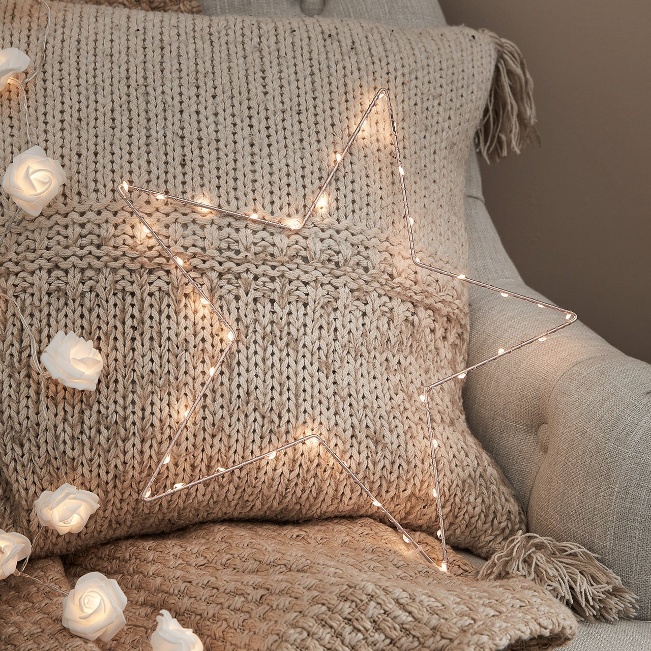 LL19054_Rose-Gold-Osby-Star-Light-Cosy-January.jpg