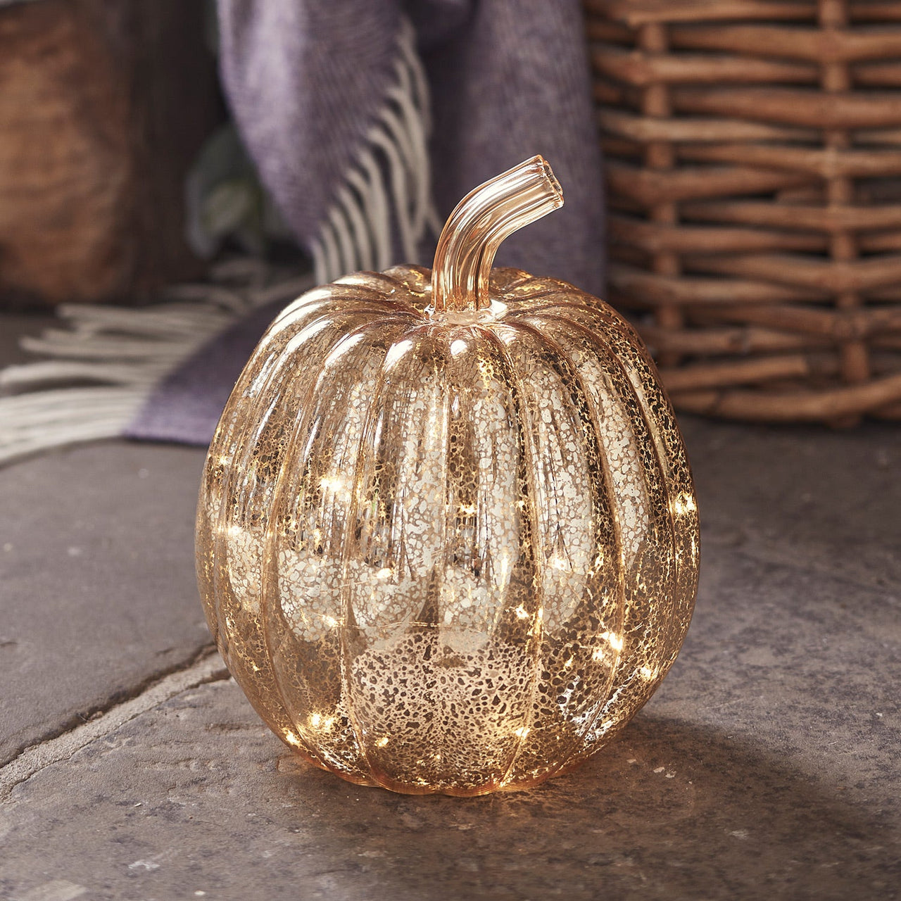 LL20047_Antique-Gold-Mercury-LED-Glass-Pumpkin-Autumn-Decoration-Fireplace-On.jpg