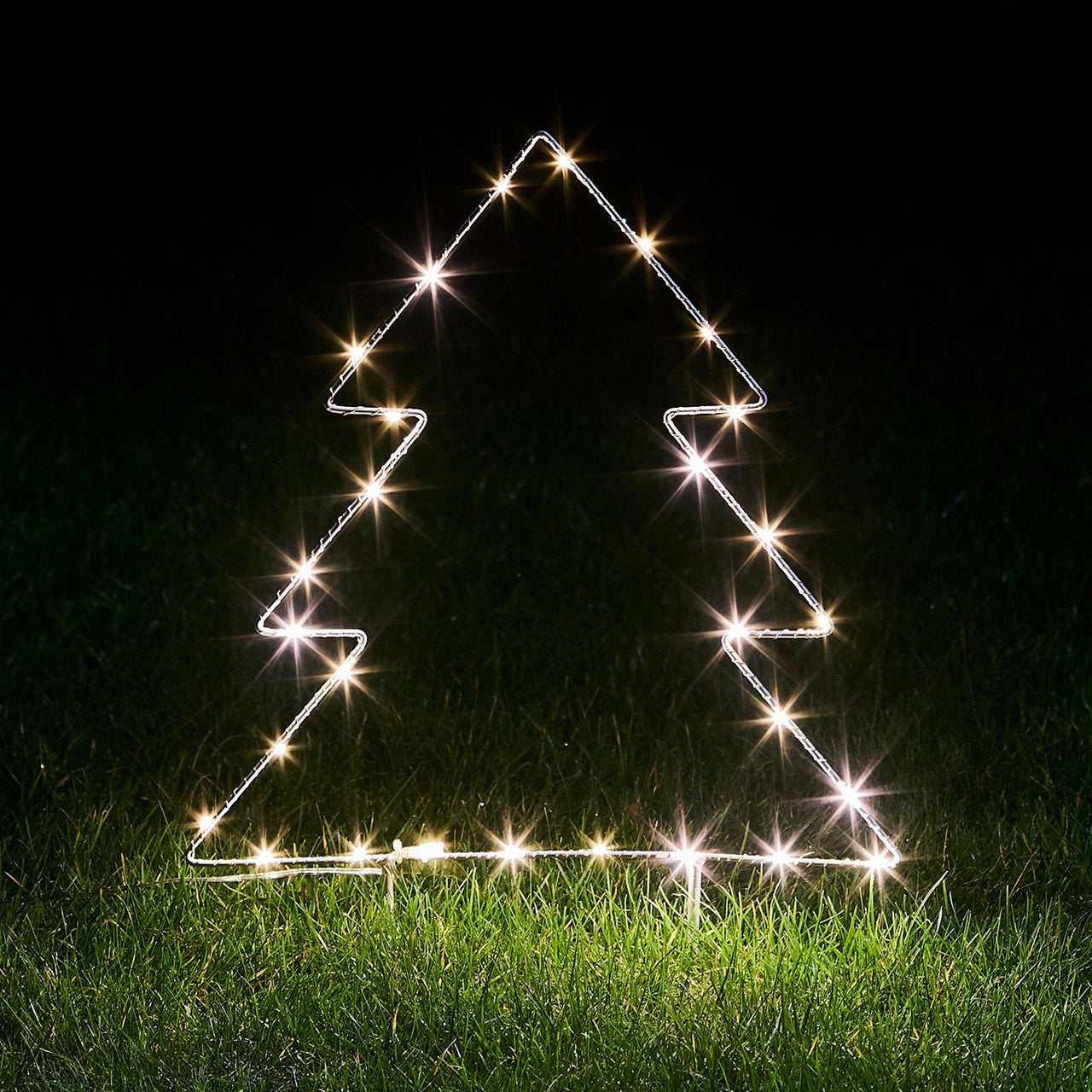 LL20067_Outdoor-Christmas-LED-Tree-Stake-Light-Garden_1616ab9a-fc24-4242-8316-4b7854c730a1.jpg