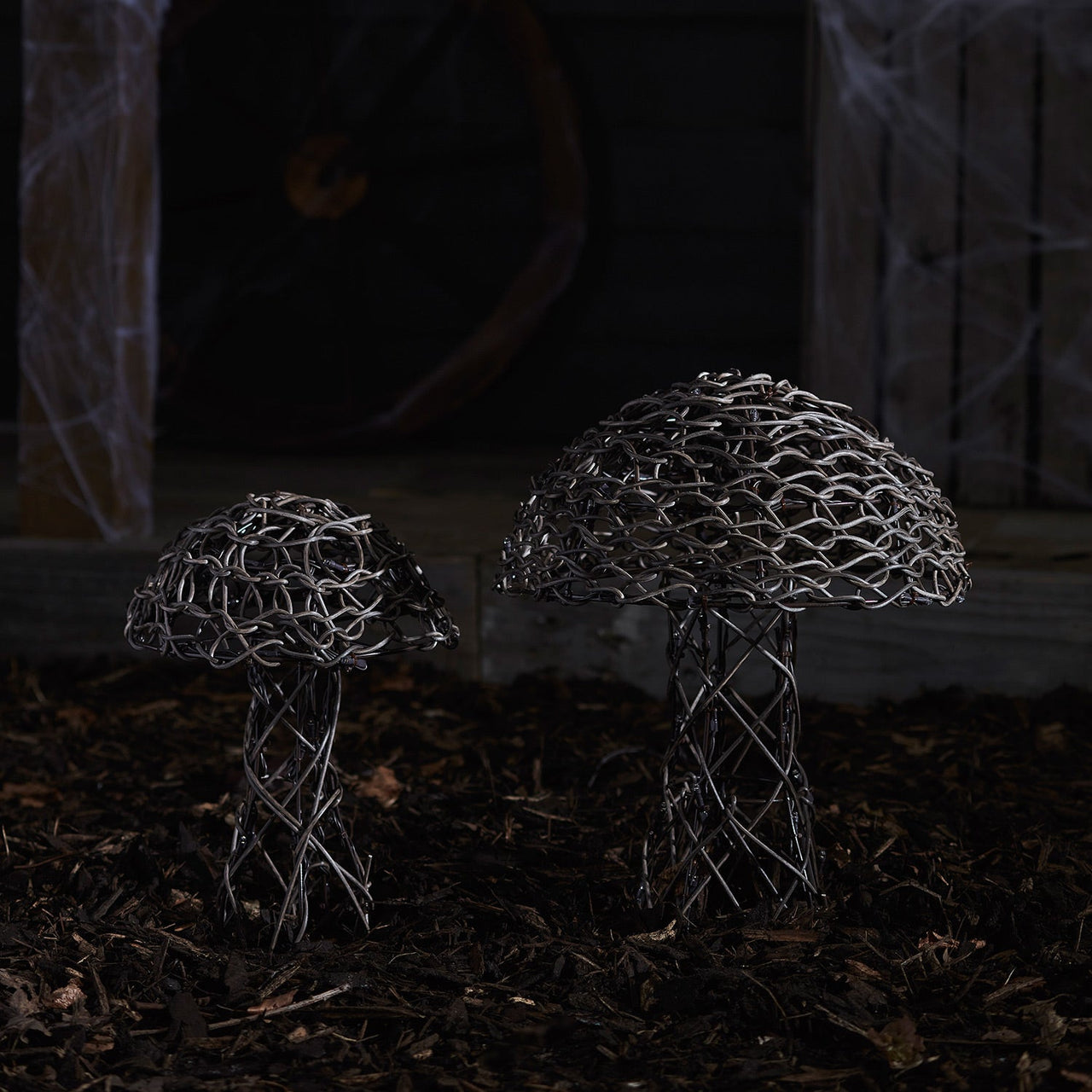 LL21001_Rattan-Mushroom-Garden-Light-Duo-Off.jpg