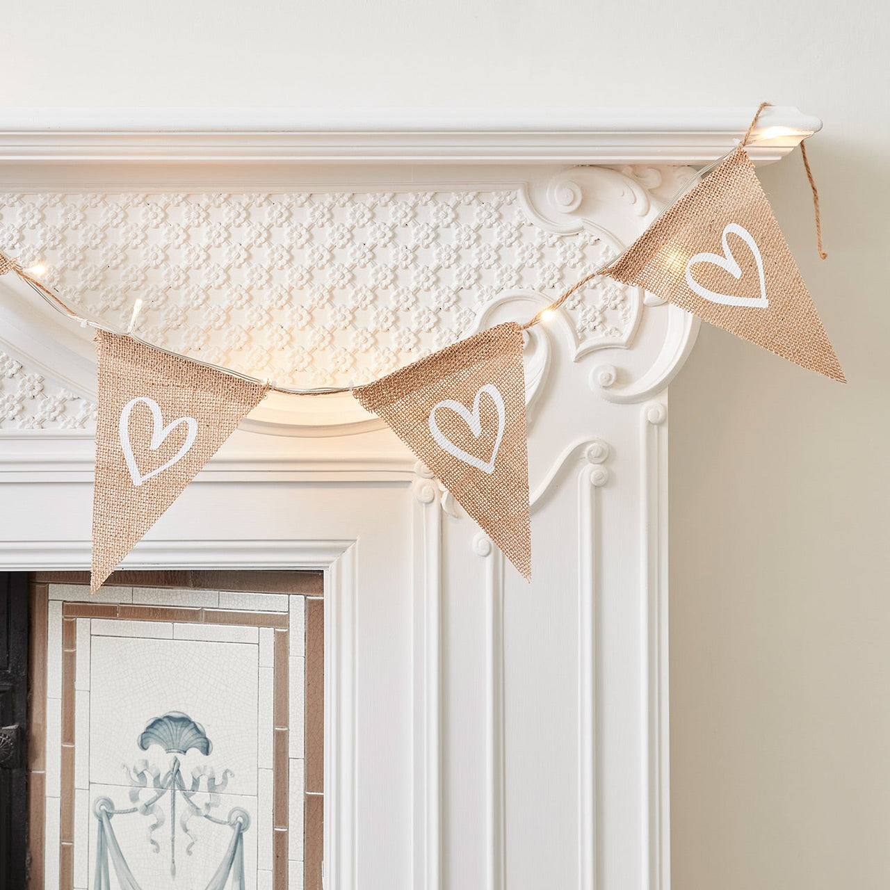 LL22007_Heart-Hessian-LED-Bunting.jpg