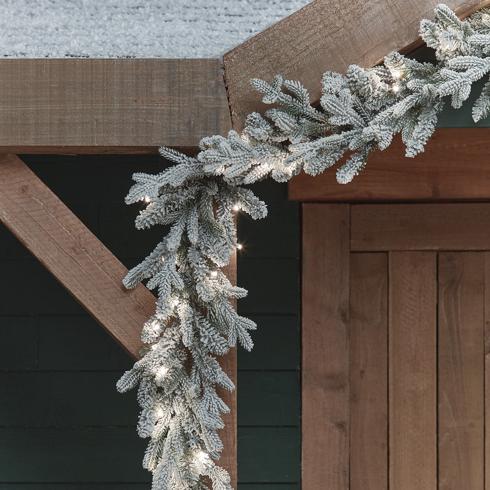 2.5m Pre Lit Outdoor Snowy Christmas Garland