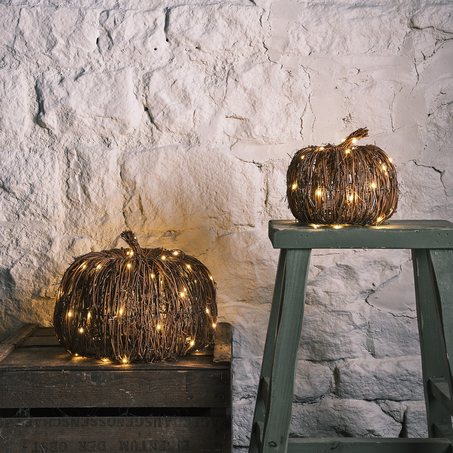 Set of 3 DIY outlet Pine Wood Pumpkins