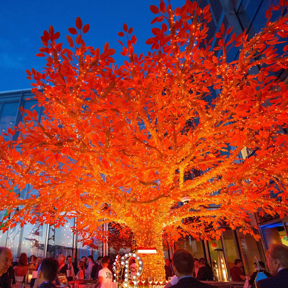 ML100AC_Sushi-samba-London-orange-fairy-lights-rooftop_P1_55e5b041-9126-49c9-9030-2fee81967e72.jpg