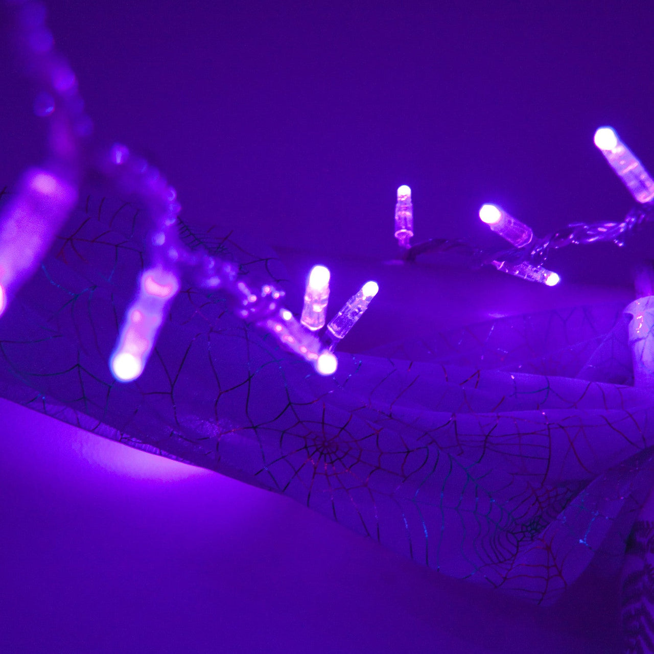 ML100UVC_Ultra-Violet-LED-Halloween-Fairy-Lights_P7.jpg