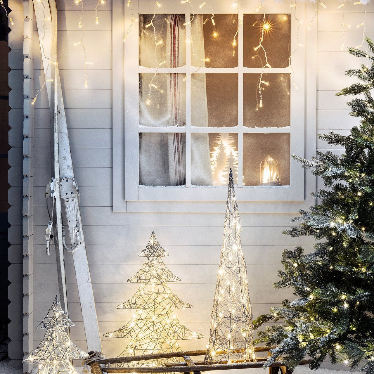 ML64YWC_Warm-White-Icicle-Light-Christmas-Cabin-Window-Tree_P2_77cc4057-8954-4485-b179-1e63d4aeea96.jpg