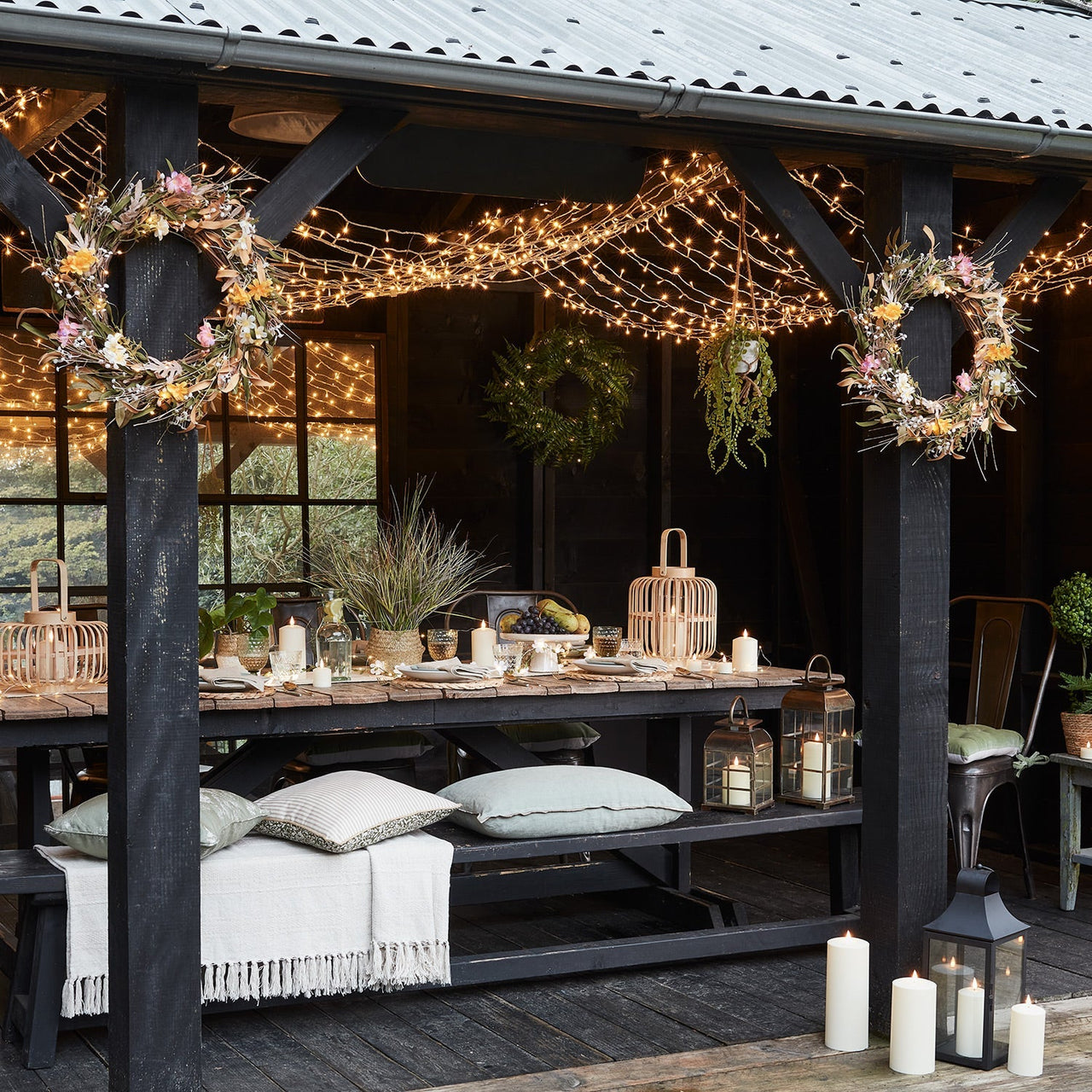 Outdoor-Dining-Pergola-Lighting-Canopy_2_2000x2000_976d7612-75c7-4eef-a924-f512ad816ebc.jpg