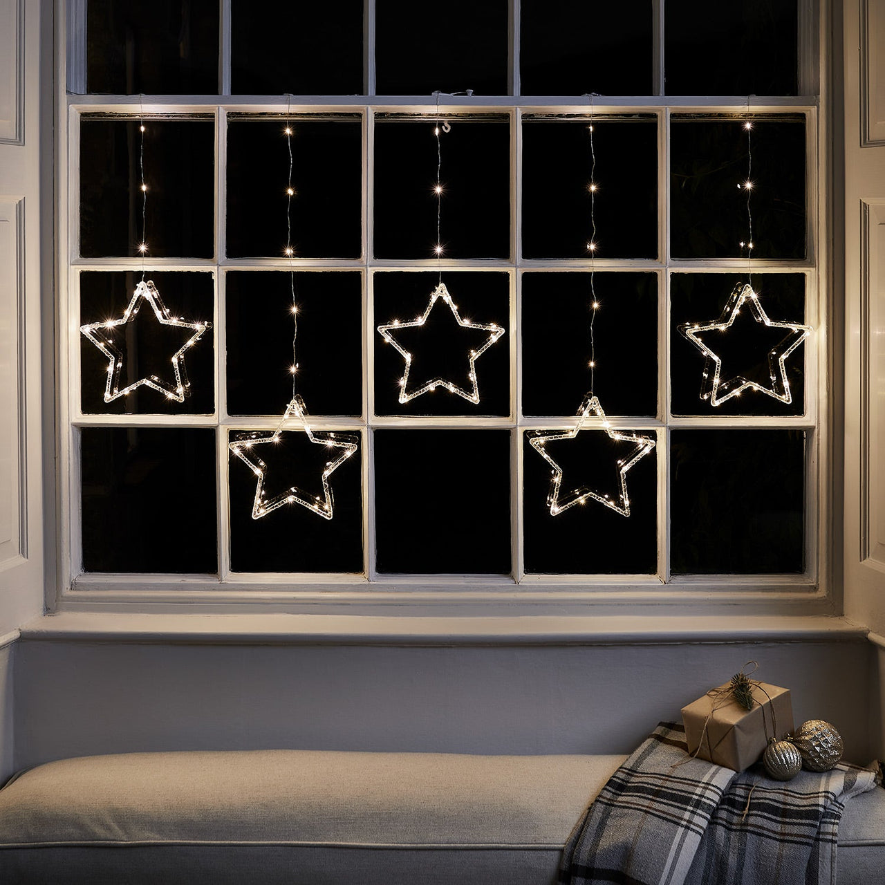 PL20018_Osby-Star-Curtain-Light_947cad90-0f27-49e8-8e4a-43616ea62407.jpg