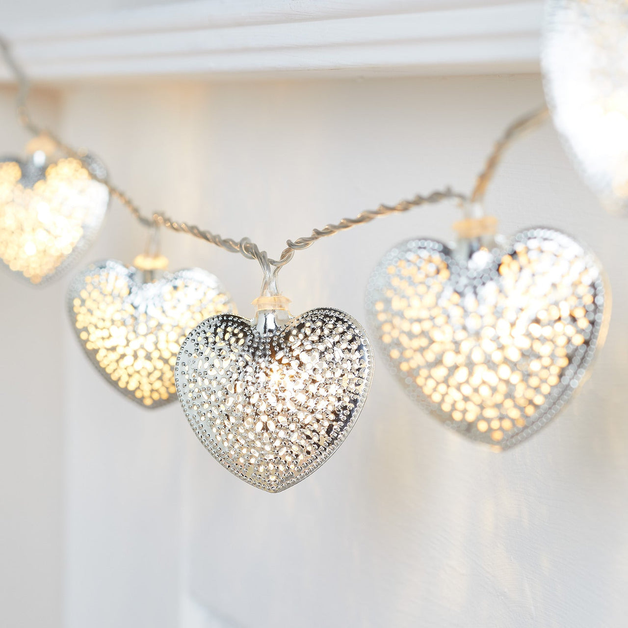 PL21002_Silver-Filigree-Heart-Fairy-Lights-Valentines_1.jpg