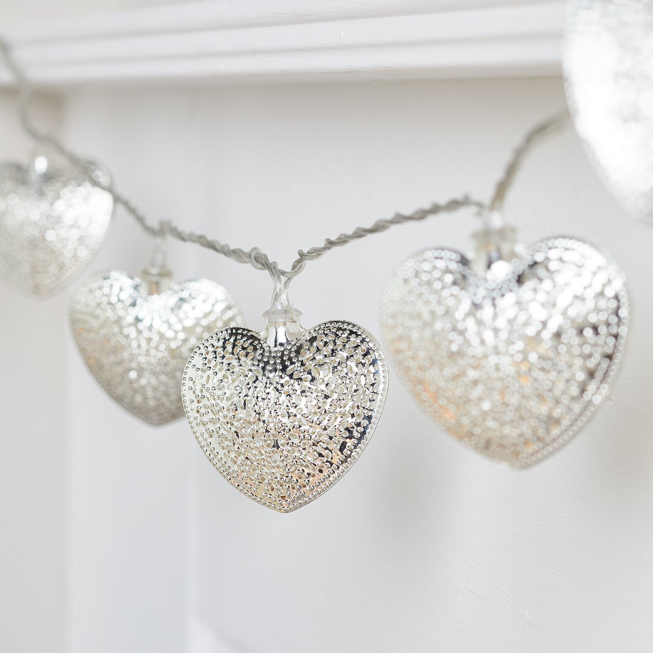 PL21002_Silver-Filigree-Heart-Fairy-Lights-Valentines_2.jpg