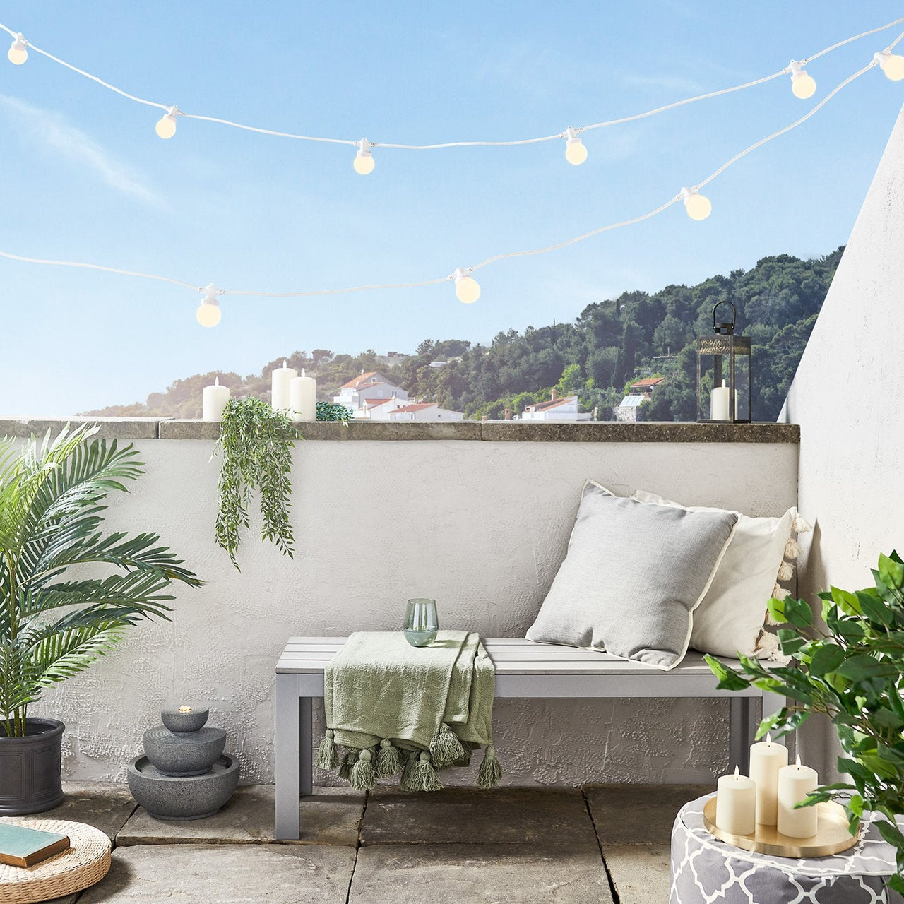 PR10-2YWW_Pro-Connect-Warm-White-Festoons-White-Cable-Balcony-TruGlow-Candles-LED-Fountain_078417c7-ad5d-4eac-b43e-dde056085b78.jpg