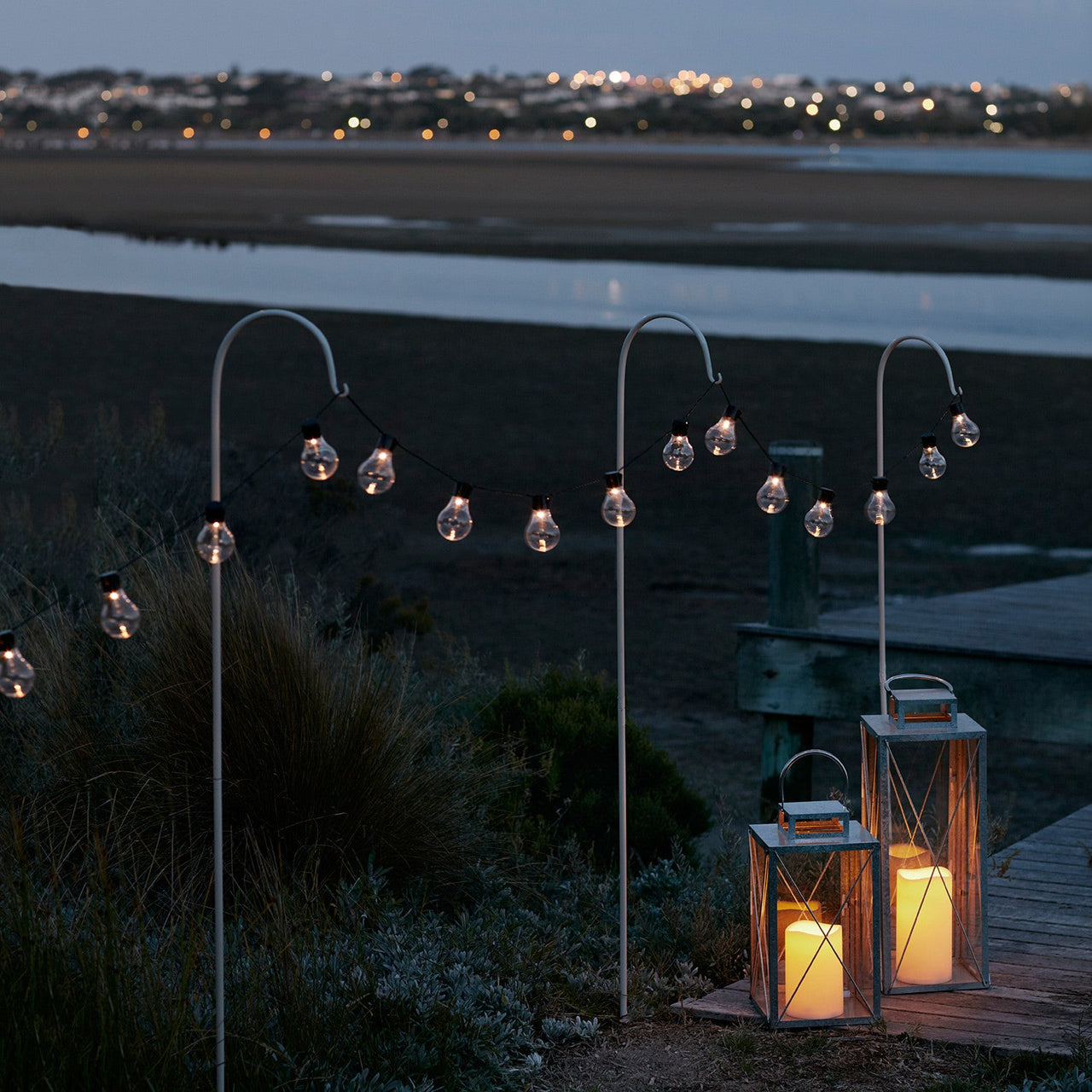 SH18W_Shepherd-Crook-Garden-Hook-Lanterns-Festoon-Lights-Sea_P4.jpg