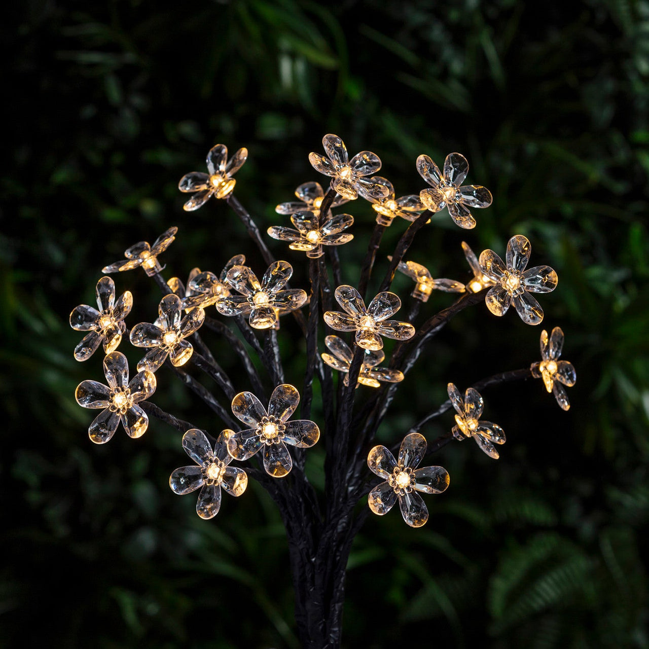 SL19010_3-Warm-White-Flower-Solar-Stake-Lights_P1.jpg