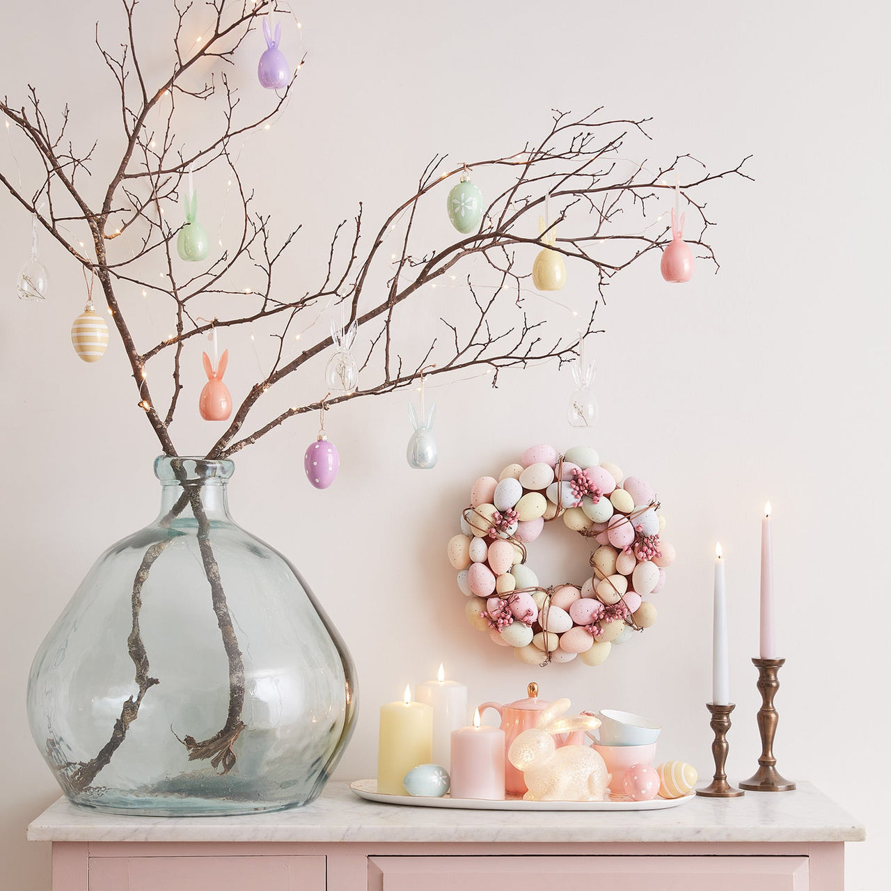 Spring-shelf-tree-wreath-led-candles-easter_45551d70-bd2b-4abe-a2ee-61784d082a86.jpg