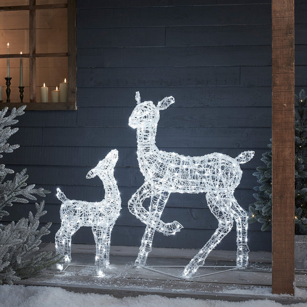 XX2002_Swinsty-Doe-_-Fawn-Acrylic-Light-Up-Reindeer.jpg