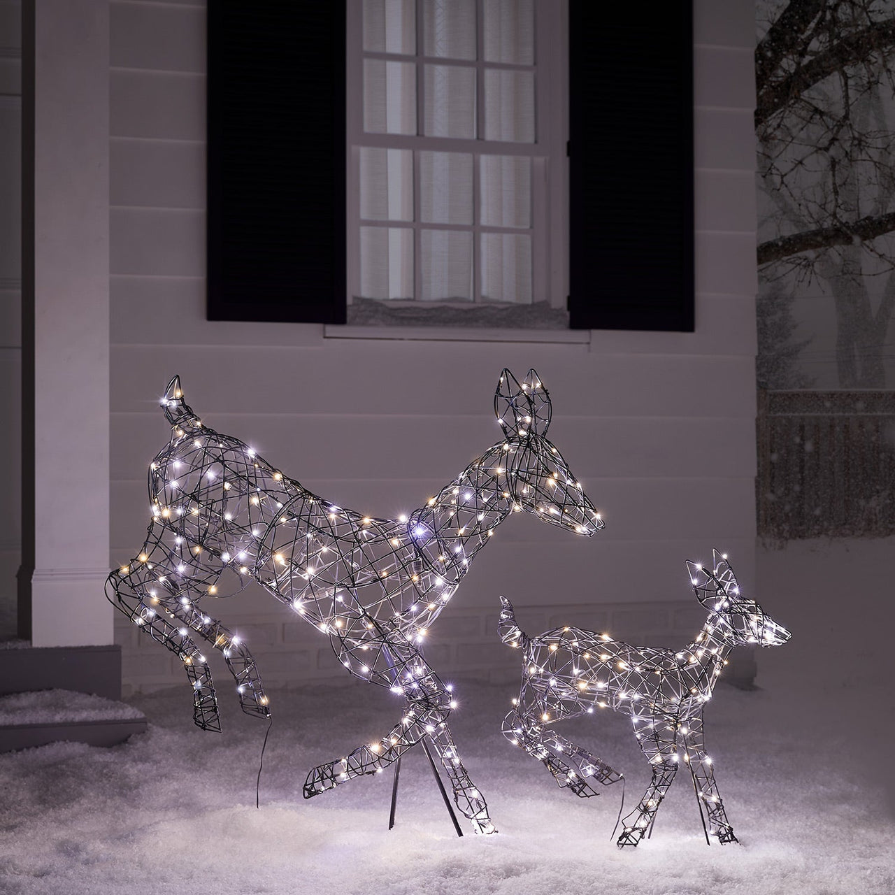 XX2103_Harlow-Rattan-Doe-And-Fawn-Reindeer-Mixed.jpg