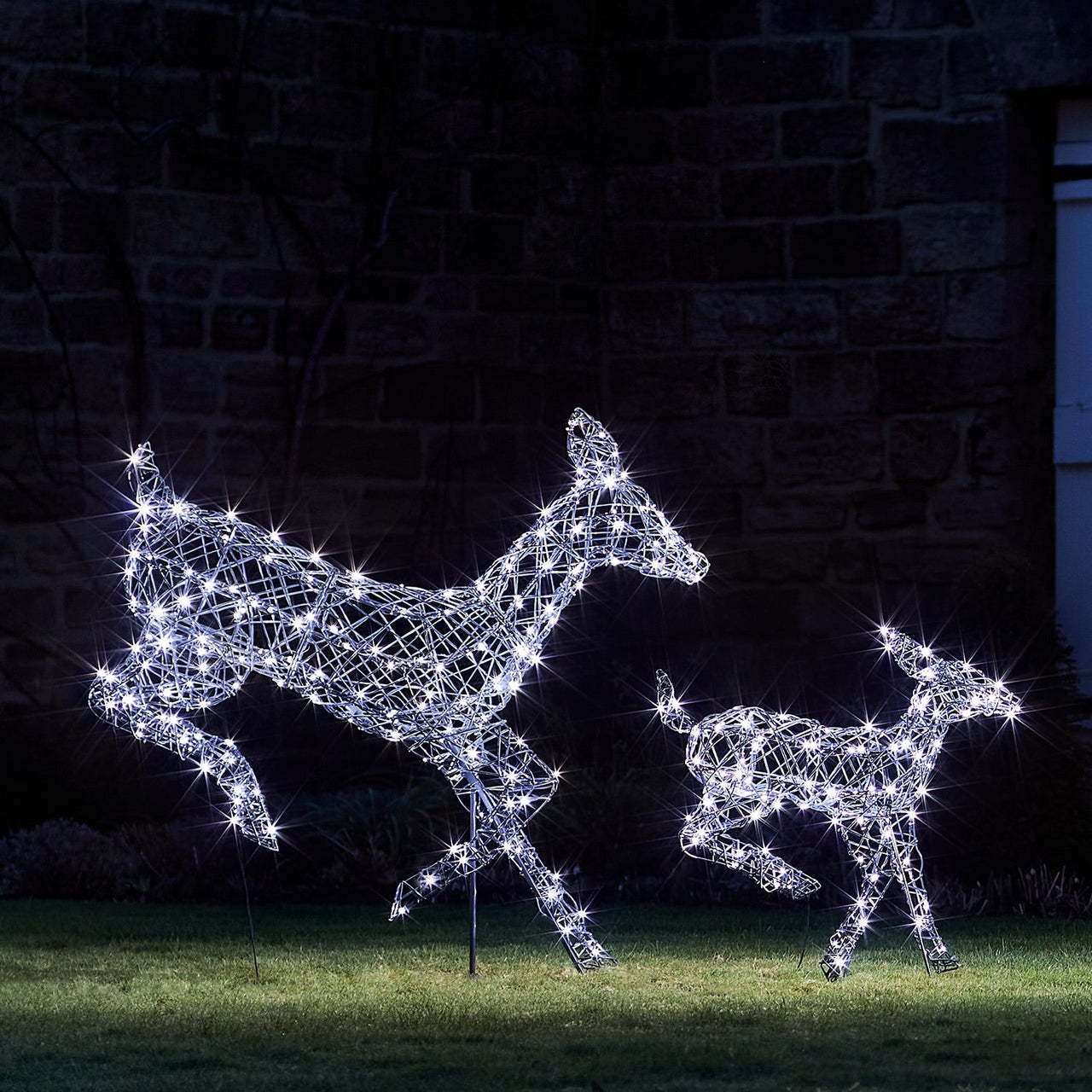 XX2103_Harlow-Rattan-Doe-and-Fawn-Light-Up-Reindeer-Pair-Cool-White-Grass.jpg