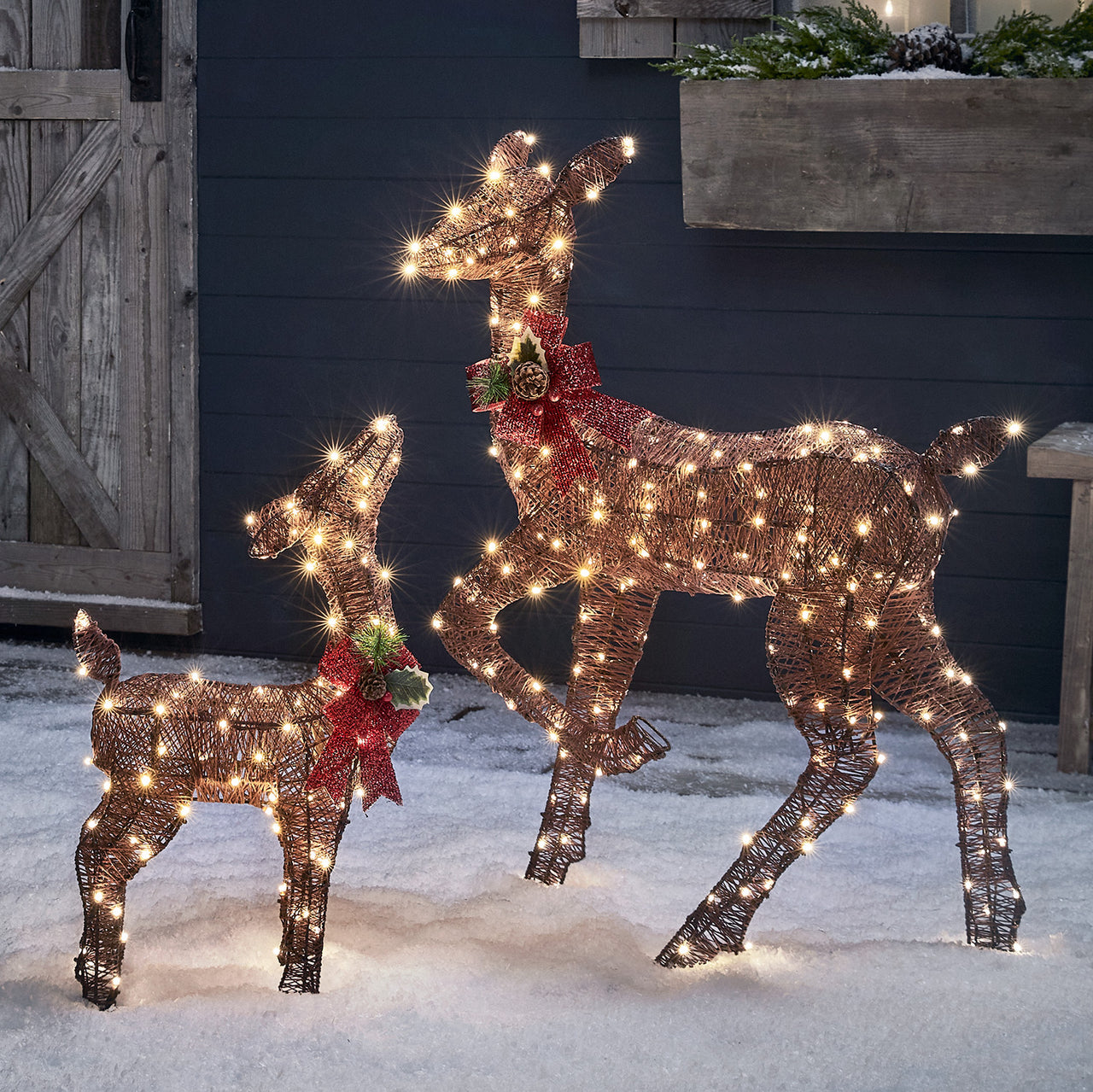 Harewood Doe & Fawn Glitter Brown LED Light Up Reindeer