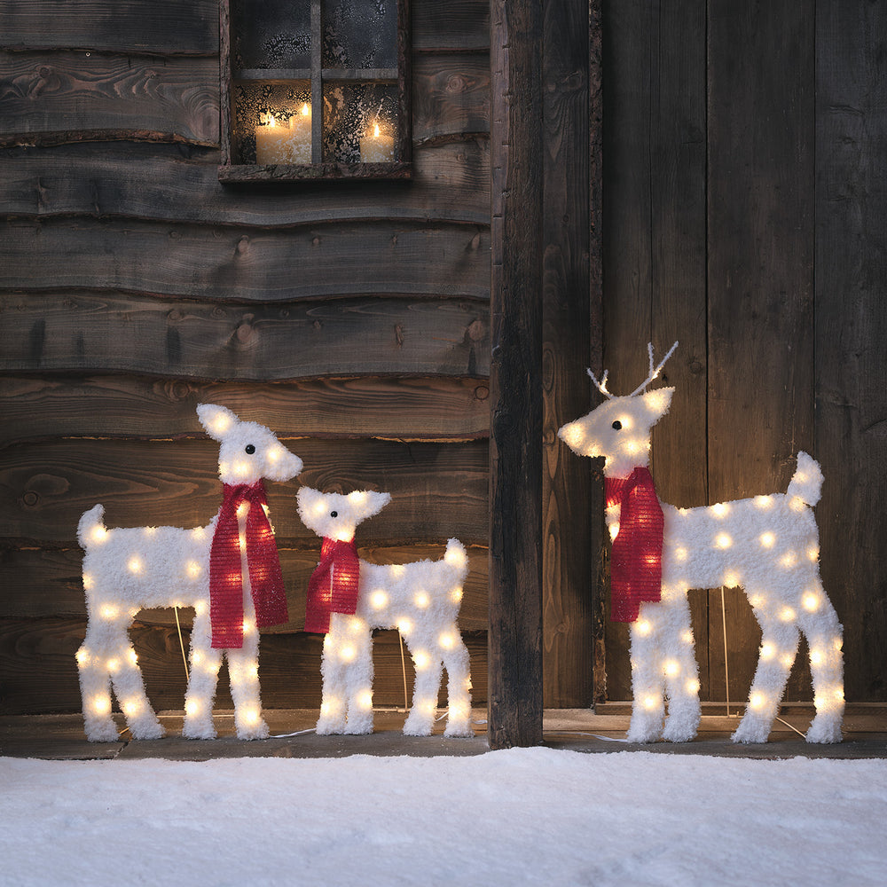 Snowy Reindeer Family with Christmas Scarves LED 2D Figures