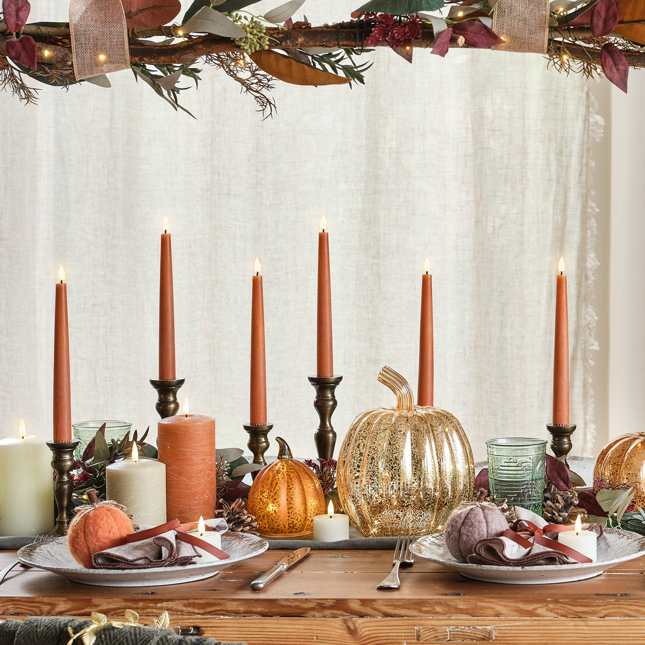 autumn-dining-table-DIY-hanging-branch-garland-pumpkins-hanging-pumpkins-wood-table_3946c045-e237-4b8d-b5d6-33ab8cb94252.jpg